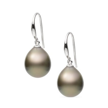 18ct Drop Pearl Hook Earrings, 10.5–11mm — E1508