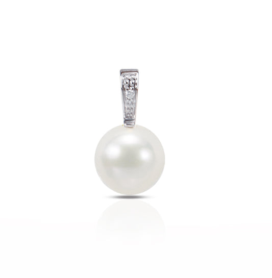 18ct Round Pearl Pendant with Diamonds, 10.5–11mm — P2011