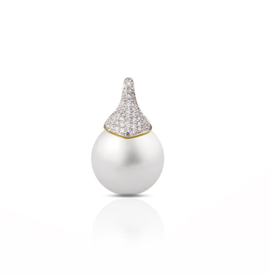 18ct Round Pearl Pendant with Diamonds, 13–13.5mm — P8009